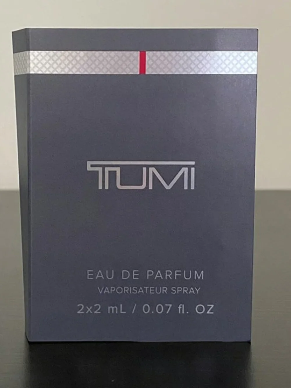 Tumi Awaken + Unwind Samples Spray vials  🏷 Travel